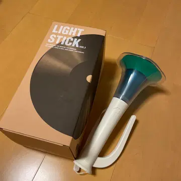LIGHT STICK VER. 2 BORN TO BEAT