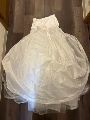 화이트 튤 파니에 와이어 1개 수납 가방 포함