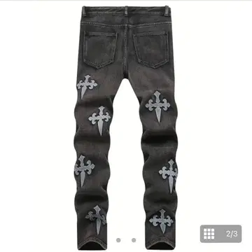 크로스 모티브의 데미지 데님 팬츠