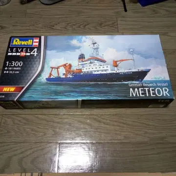 Revell METEOR 1/300 프라모델 키트