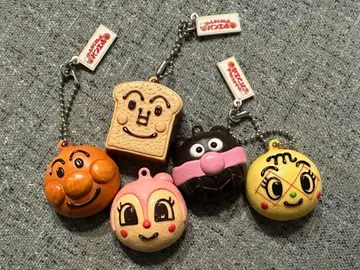 호빵맨 뮤지엄 한정판 키링 세트 도킨 바이킨맨 빵