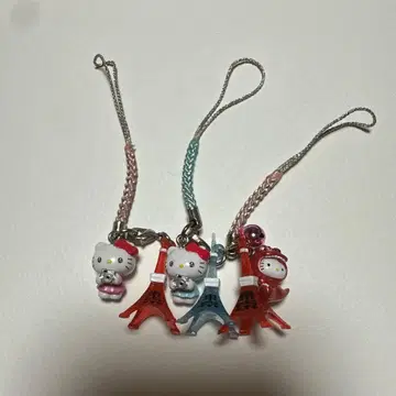 지역 한정 헬로키티 스트랩 도쿄 타워 3개 세트