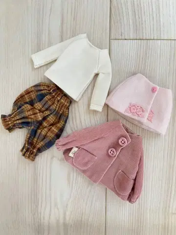 네오 브라이스 리카짱 옷 갈아입기 의류 세트 4점