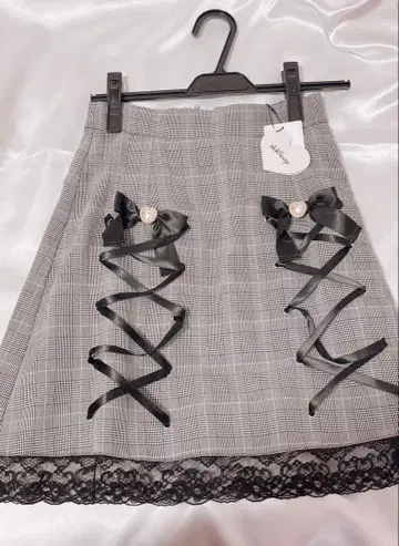 Ank Rouge 스핀들 리본 사다리꼴 스커트