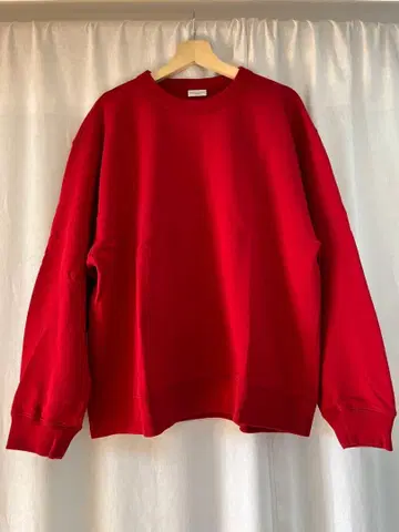 DRIES VAN NOTEN 레드 맨투맨 M 사이즈