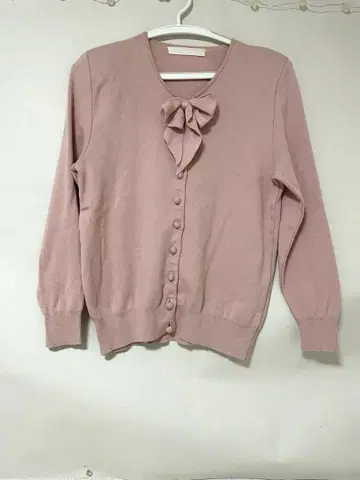 잉게보그 리본 포함 핑크 긴팔 가디건