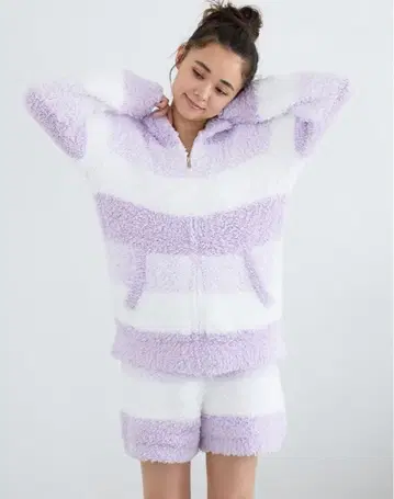 새상품 젤라또피케 젤라또3 보더 후드티 상하의 2세트 라벤더