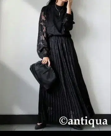 antiqua 시어 플라워 플리츠 원피스