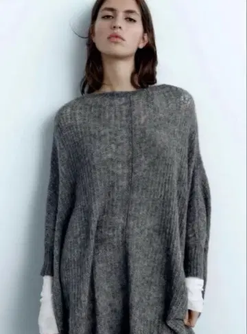 ZARA 오버 사이즈 그레이 니트 스웨터