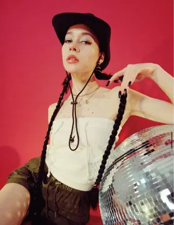 PLAYBOY LAGUAGEM 로고 자수 베어탑 화이트 y2k