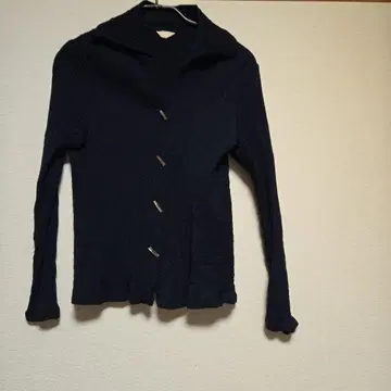 네이비 플리츠 가공 자켓