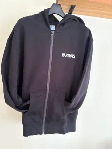 바리바스 후드티