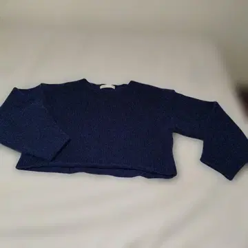 bikby 네이비 크롭 니트 스웨터