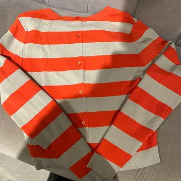 오렌지와 그레이 스트라이프 가디건