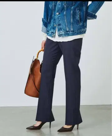 1회 착용만 새상품급 플라주 백 슬릿 팬츠 38 블랙