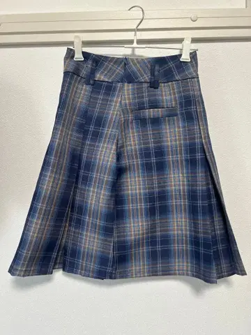 구제 의류 블루 계열 체크 무늬 플리츠 스커트