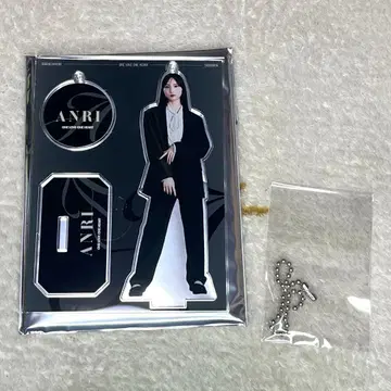 ONE LOVE ONE HEART 사사키 안리 아크릴 스탠드