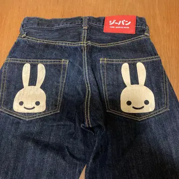 청바지 토끼 프린트 스트레이트 데님