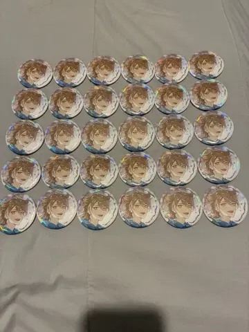 니지산지 후시미 가쿠 캔뱃지