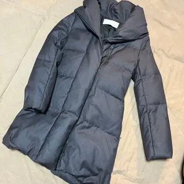 BLACK BY MOUSSY 다운 코트