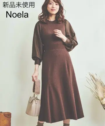 미사용 Noela 도킹 리브 니트 원피스