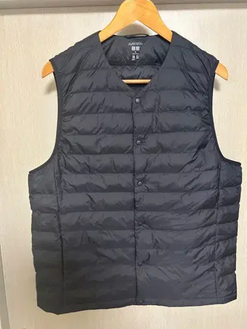 거의 미사용 유니클로 퍼프테크 컴팩트 베스트 블랙 XL