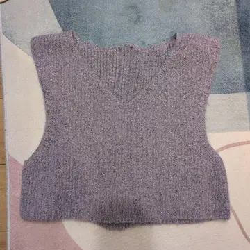 STUDIOS 샘플 세일 연보라 V넥 니트 베스트