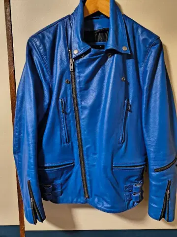 류구 가죽 라이트닝 타입 파랑 점퍼