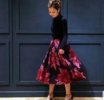 IENA LA BOUCLE 이에나 플라워 자카드 스커트 34