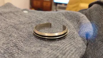 톰 호크 2라인 뱅글