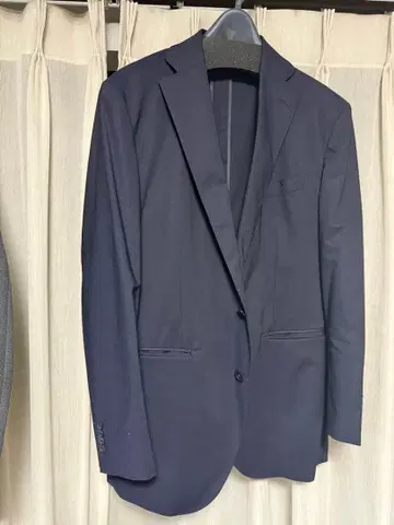 더 수트 컴퍼니 네이비 스트라이프 수트 2팬츠