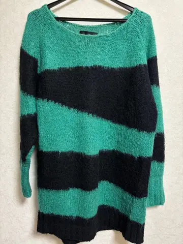 RNA 보더 니트 블랙 x 그린