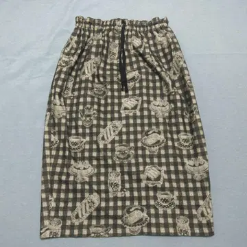 비어즐리 체크 무늬 롱 스커트