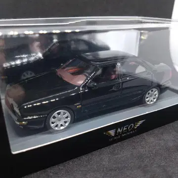 네오 1/43 마세라티 콰트로포르테