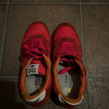 아틀란틱 스타즈 레드 스니커즈