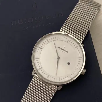 [ 레어 ] 노드그린 쿼츠 박스 포함 실버 화이트 데이트