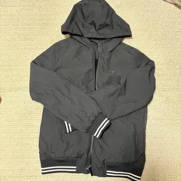 Tommy Hilfiger 리버서블 후드티