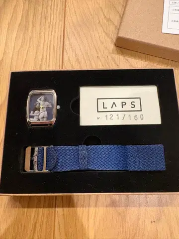 LAPS 아트 워크 시계 OSTRA STUDIO