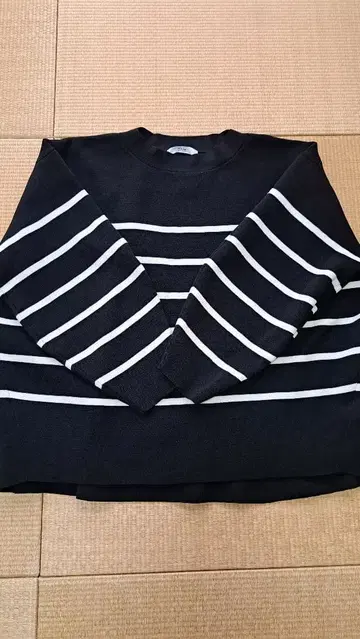 스트라이프 긴팔 스웨터 (JOURNAL STANDARD relume)