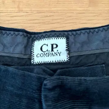 CP 컴퍼니 다크 네이비 코듀로이 팬츠 XL CP COMPANY