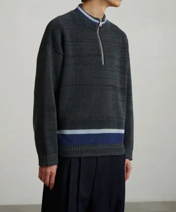 public tokyo 라인 하프 지퍼 릴랙스 드라이버 니트 맨투맨