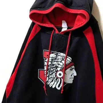 배저 인디언스 소매 끝 로고 자수 후드 맨투맨 블랙 XL 구제 의류