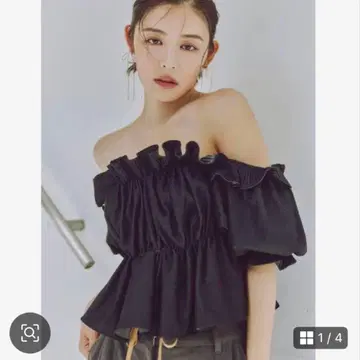 [ SNIDEL ] 데님 오프숄더 블라우스 블랙