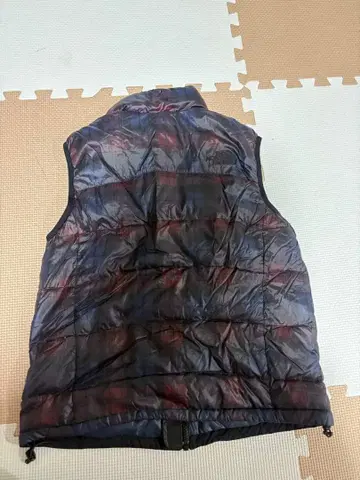 THE NORTH FACE 다크 체크 베스트 S