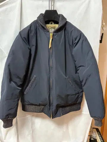 코린보 다운 자켓