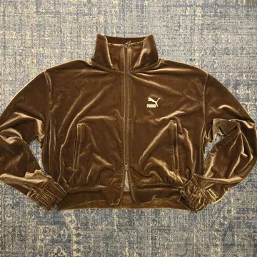 새상품급 PUMA x emmi 벨로아 저지