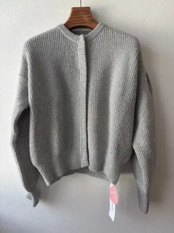 [택 포함 새상품] 에미 emmi 라메 니트 가디건