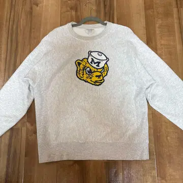 Michigan champion 긴팔 맨투맨