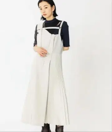 사이즈 1 언밸런스 오버롤 스커트 아이보리 포켓 부착