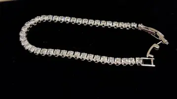 새상품 미사용 다이아몬드풍 테니스 팔찌